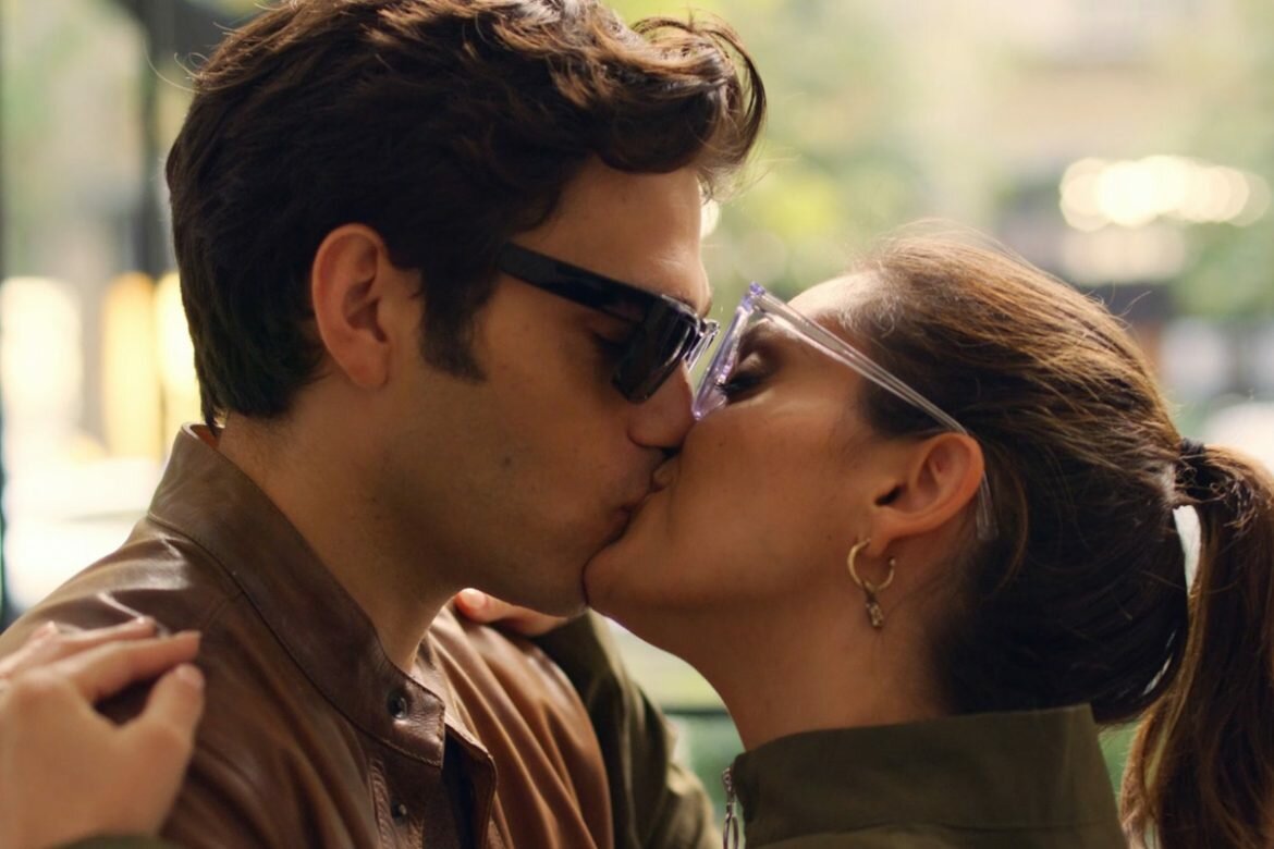 Pappi Corsicato torna al cinema di finzione con Perfetta illusione